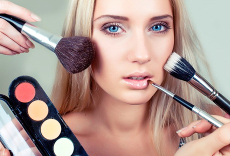 Обучение макияжу для себя в СПб